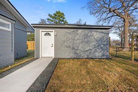 Tiny photo for 6403 Acorn Forest Drive, Houston, TX 77088 (MLS # 89151813)