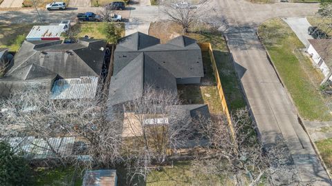 Tiny photo for 6403 Acorn Forest Drive, Houston, TX 77088 (MLS # 89151813)