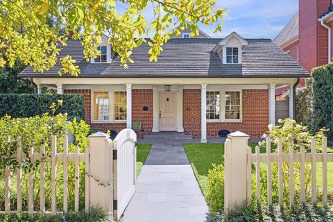 Photo of 1807 Albans Road, Houston, TX 77005 (MLS # 88539613)