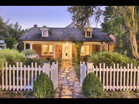 Photo of 1807 Albans Road, Houston, TX 77005 (MLS # 88539613)