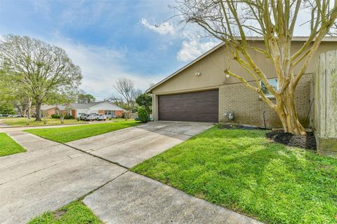 Tiny photo for 10902 Braewick Drive, Houston, TX 77096 (MLS # 459860)
