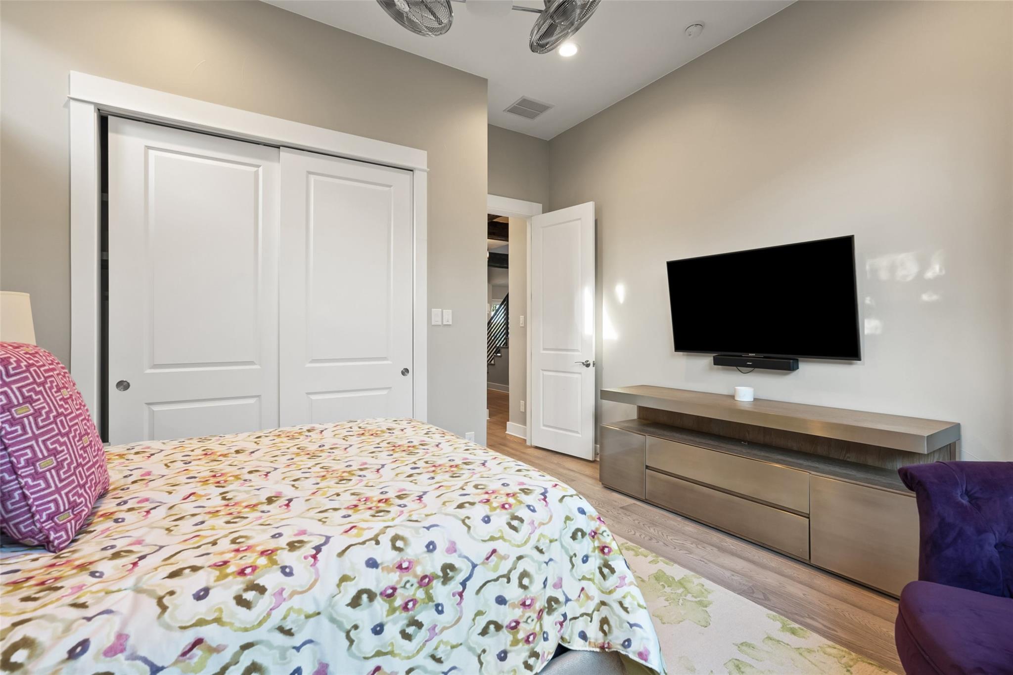 Spicewood, Texas 78669, United States, 5 Bedrooms Bedrooms, ,4 BathroomsBathrooms,Residential,Active,224526