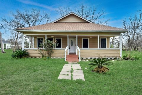 Photo of 9413 Arden Court, Houston, TX 77033 (MLS # 14748696)