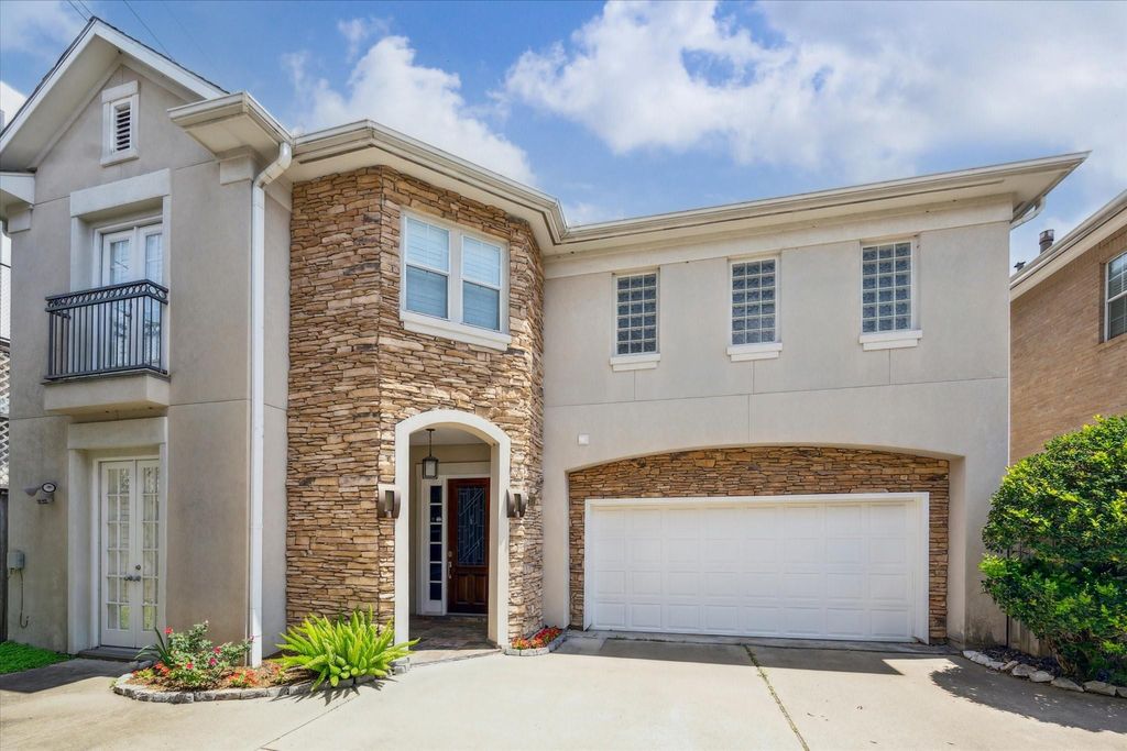 Photo of 5312 Fayette Street, Houston, TX 77056 (MLS # 32873956)