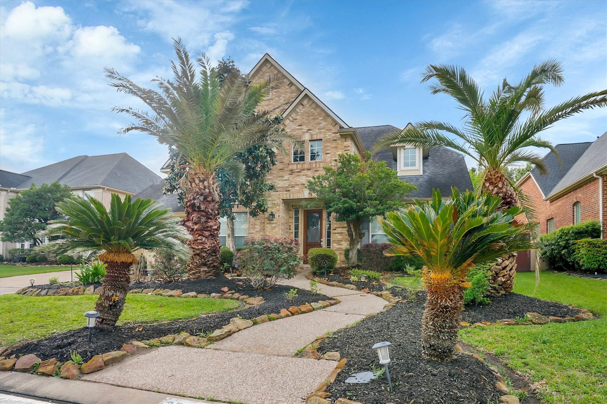 2322 Vinemead Court