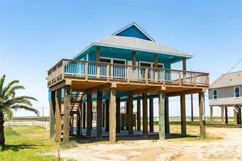 Photo of 4824 Bluewater, Surfside Beach, TX 77541 (MLS # 66149591)