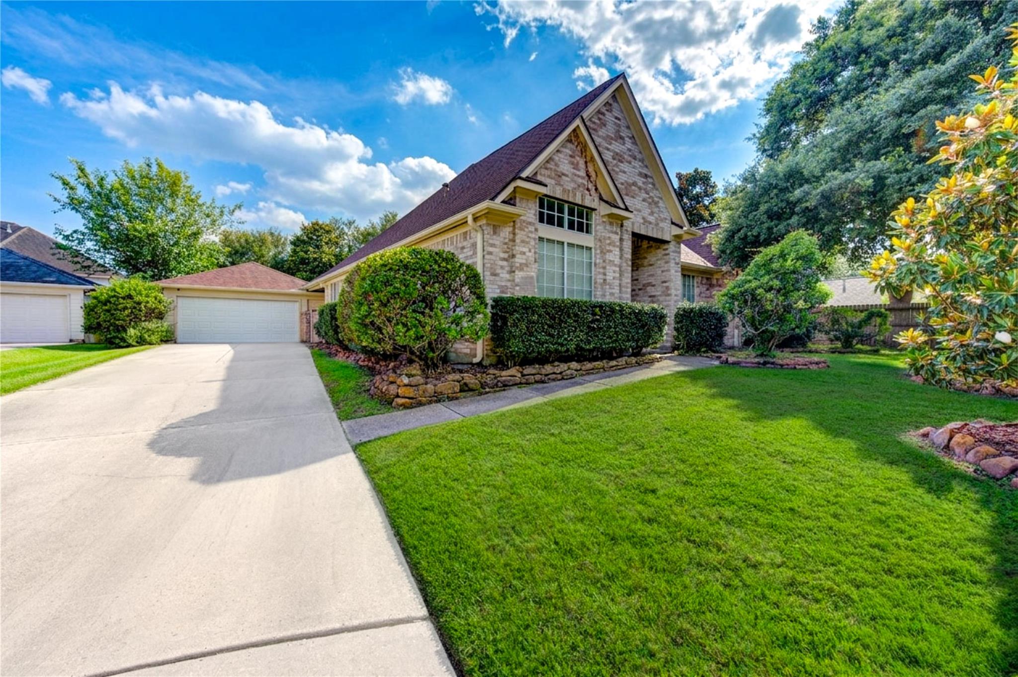 19811 Clear Glen Drive