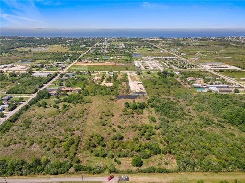 Vacant Land For Sale - 2360 Avenue L<br/> Galveston County, San Leon, TX 77539