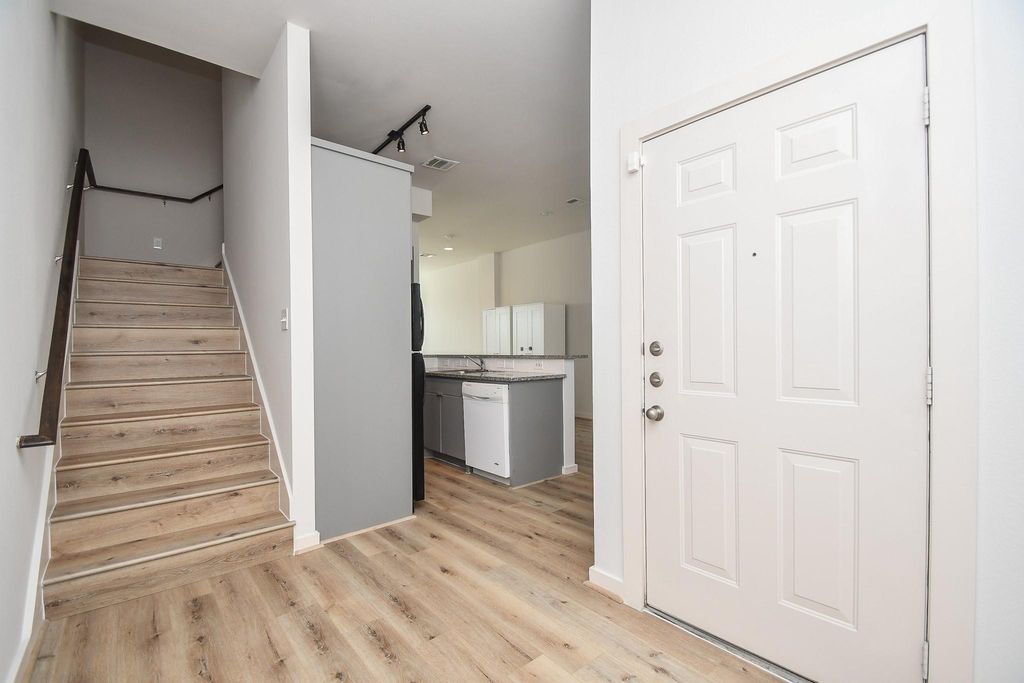 Photo of 4108 Mckinney, Houston, TX 77023 (MLS # 36761281)