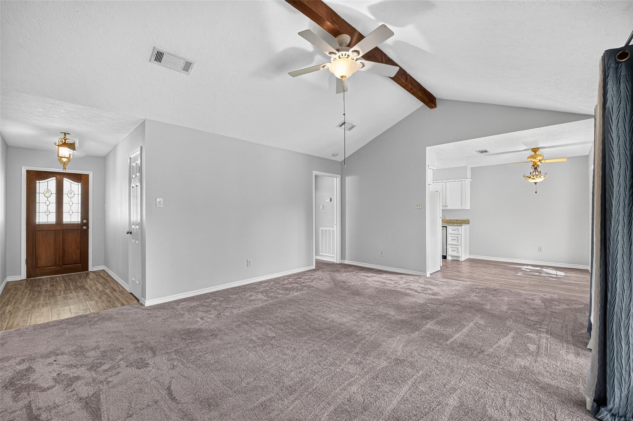 2707 Livingston Drive