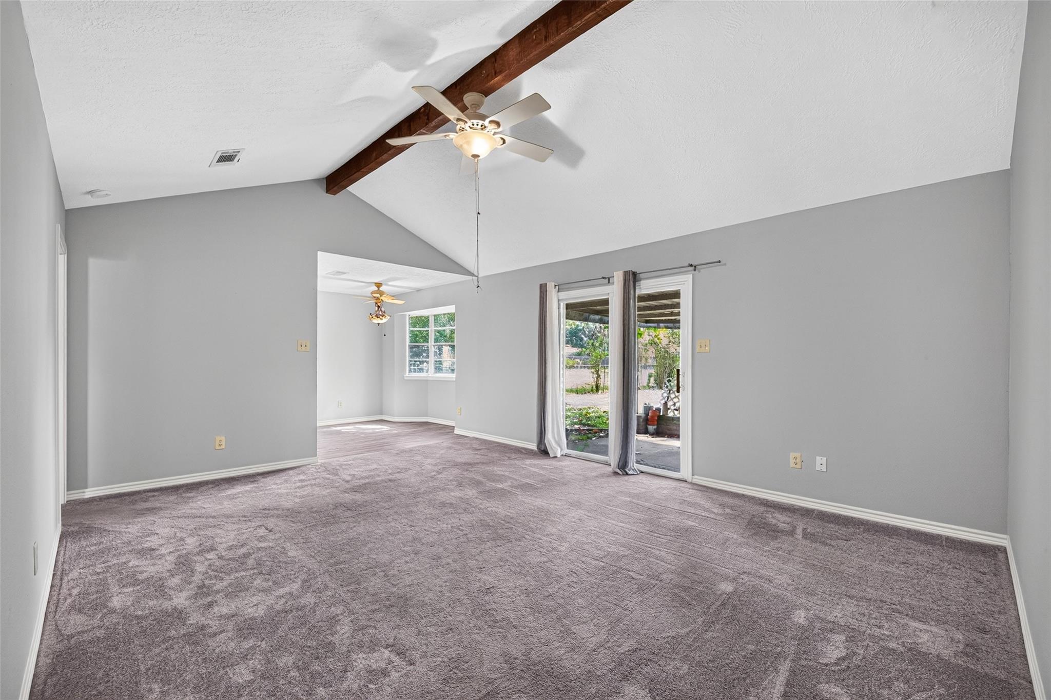 2707 Livingston Drive