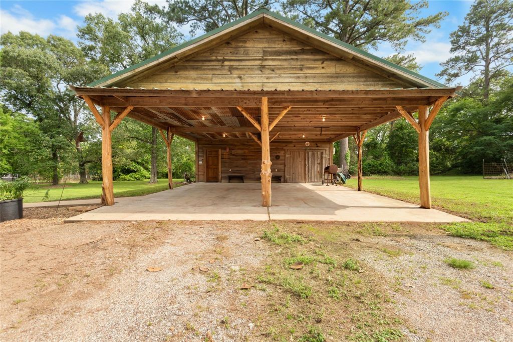 Photo of 21229 Karen Switch Road, Magnolia, TX 77354 (MLS # 37395571)