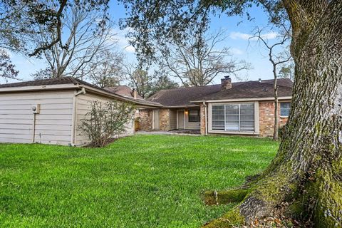 Tiny photo for 2067 SE Shadow Rock Drive, Houston, TX 77339 (MLS # 44698974)