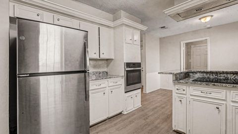 Tiny photo for 2067 SE Shadow Rock Drive, Houston, TX 77339 (MLS # 44698974)