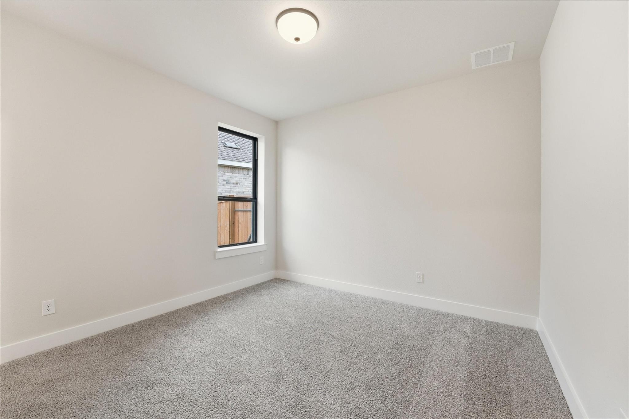 11211 Tropical Forest Way