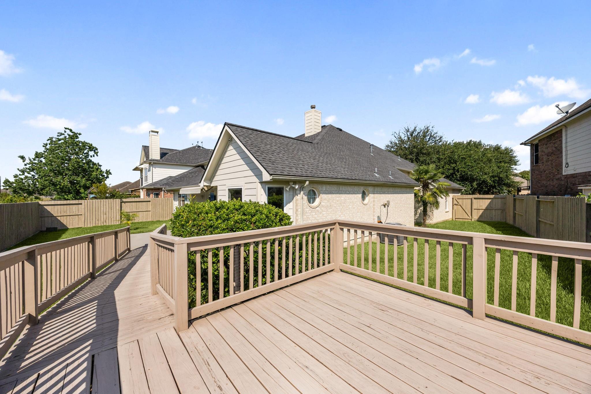 19926 Brookway Oak Court