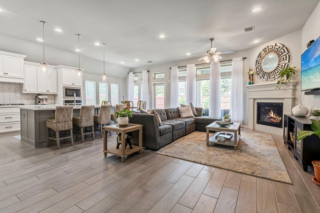 Photo of 23322 Amoroso Street, Richmond, TX 77406 (MLS # 45254293)