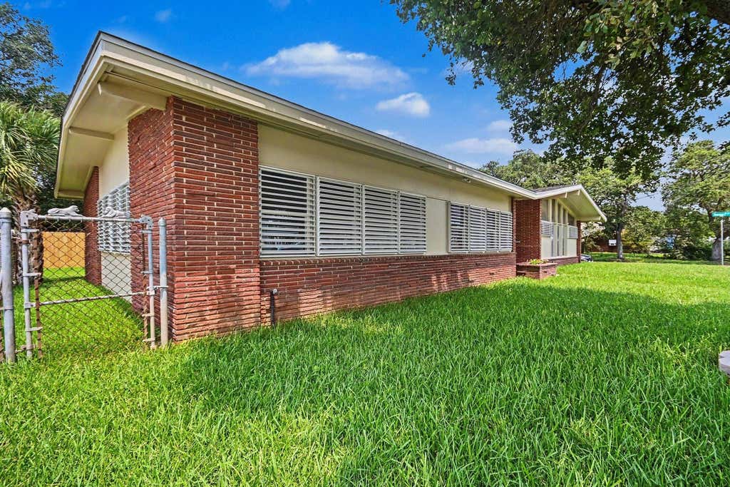 Photo of 2005 Mary Moody Northen Boulevard, Galveston, TX 77551 (MLS # 77343082)