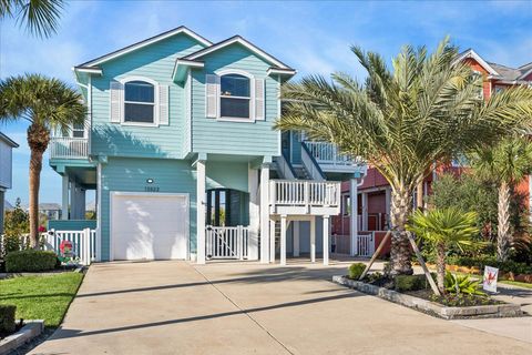 Photo of 13522 Windlass Circle Drive, Galveston, TX 77554 (MLS # 60905052)