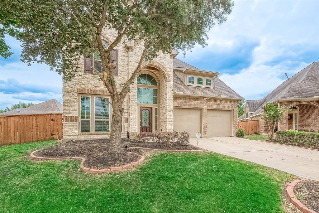 Photo of 17603 Yorkhill Court, Richmond, TX 77407 (MLS # 41549207)