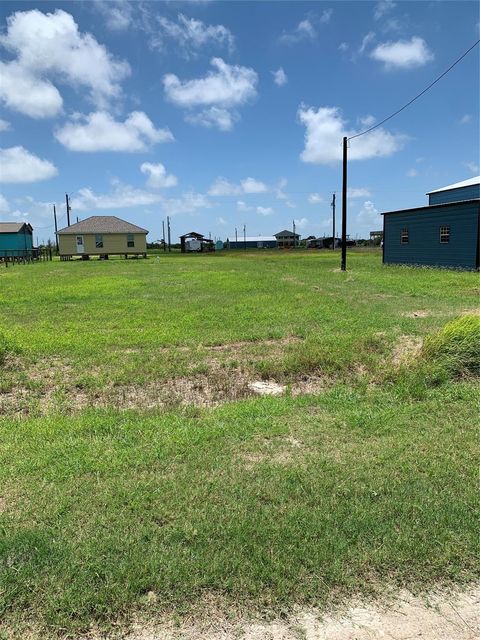 Photo of 150 Ladyfish, Palacios, TX 77465 (MLS # 13966280)