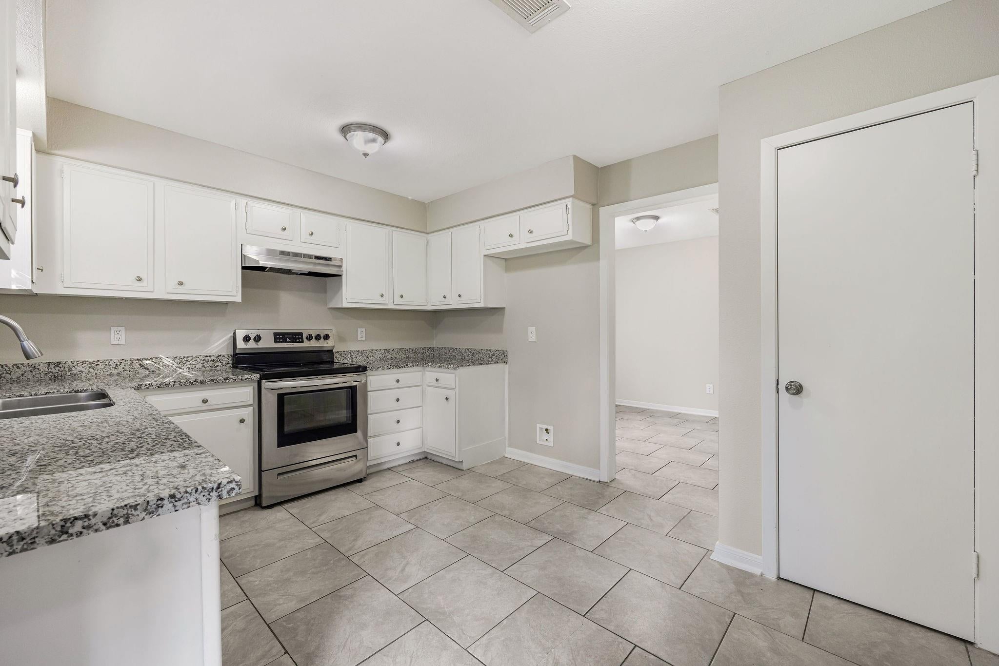 4214 Sloangate Drive