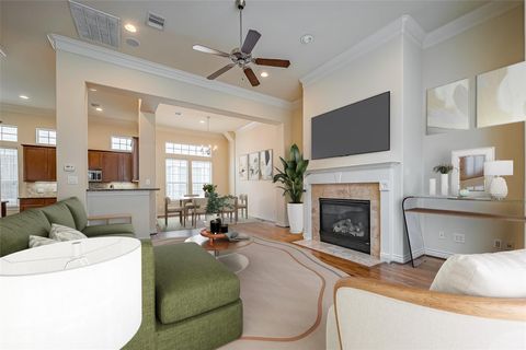 Photo of 5938 Kansas Street, Houston, TX 77007 (MLS # 22268003)