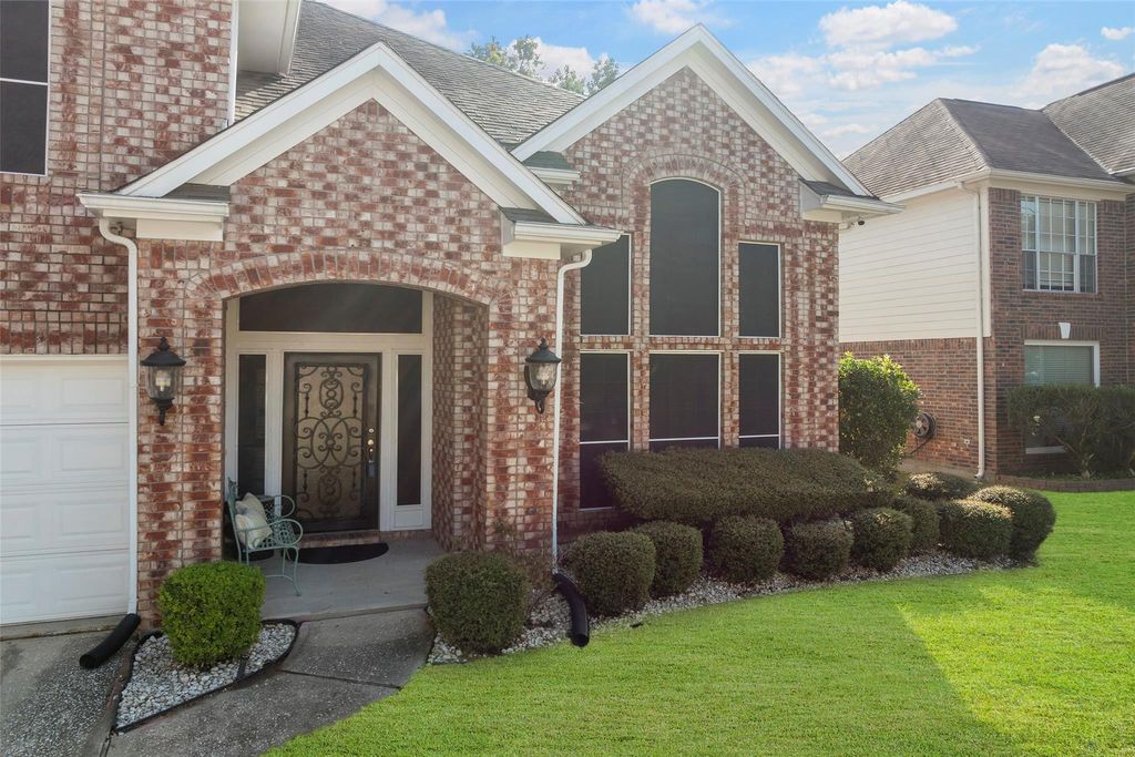 Photo of 18926 Timbers Drive, Humble, TX 77346 (MLS # 13534019)