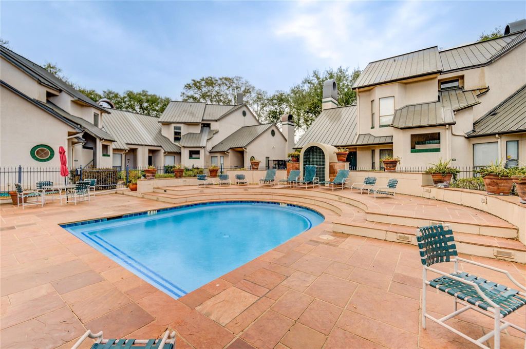 Photo of 4144 Greystone Way #306, Sugar Land, TX 77479 (MLS # 84968865)