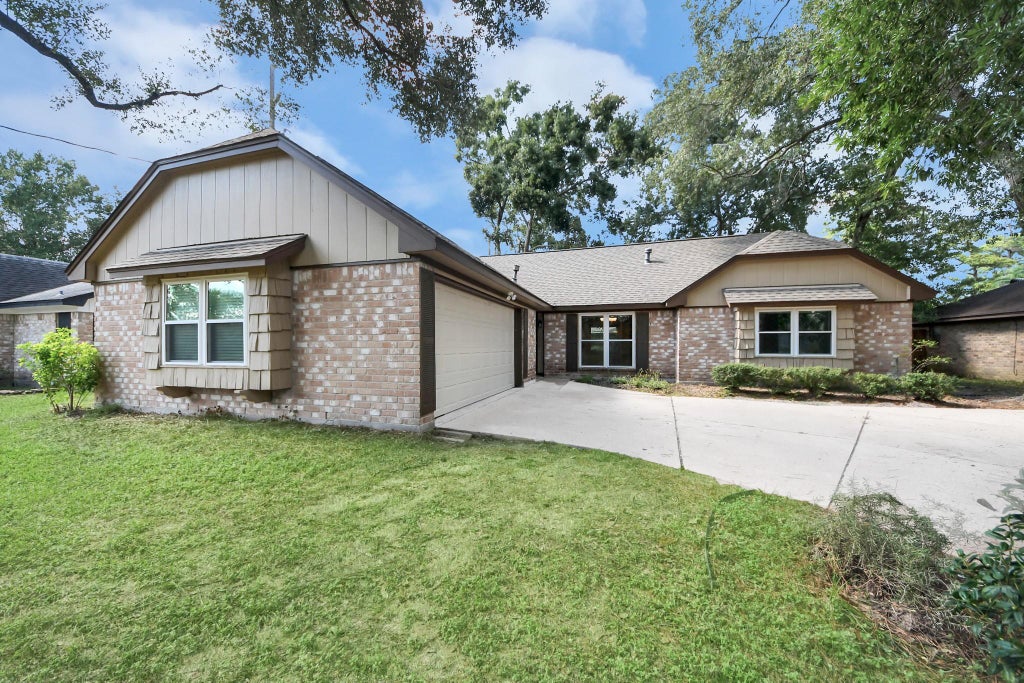 Photo of 12907 Rolling Valley Drive, Cypress, TX 77429 (MLS # 86393317)