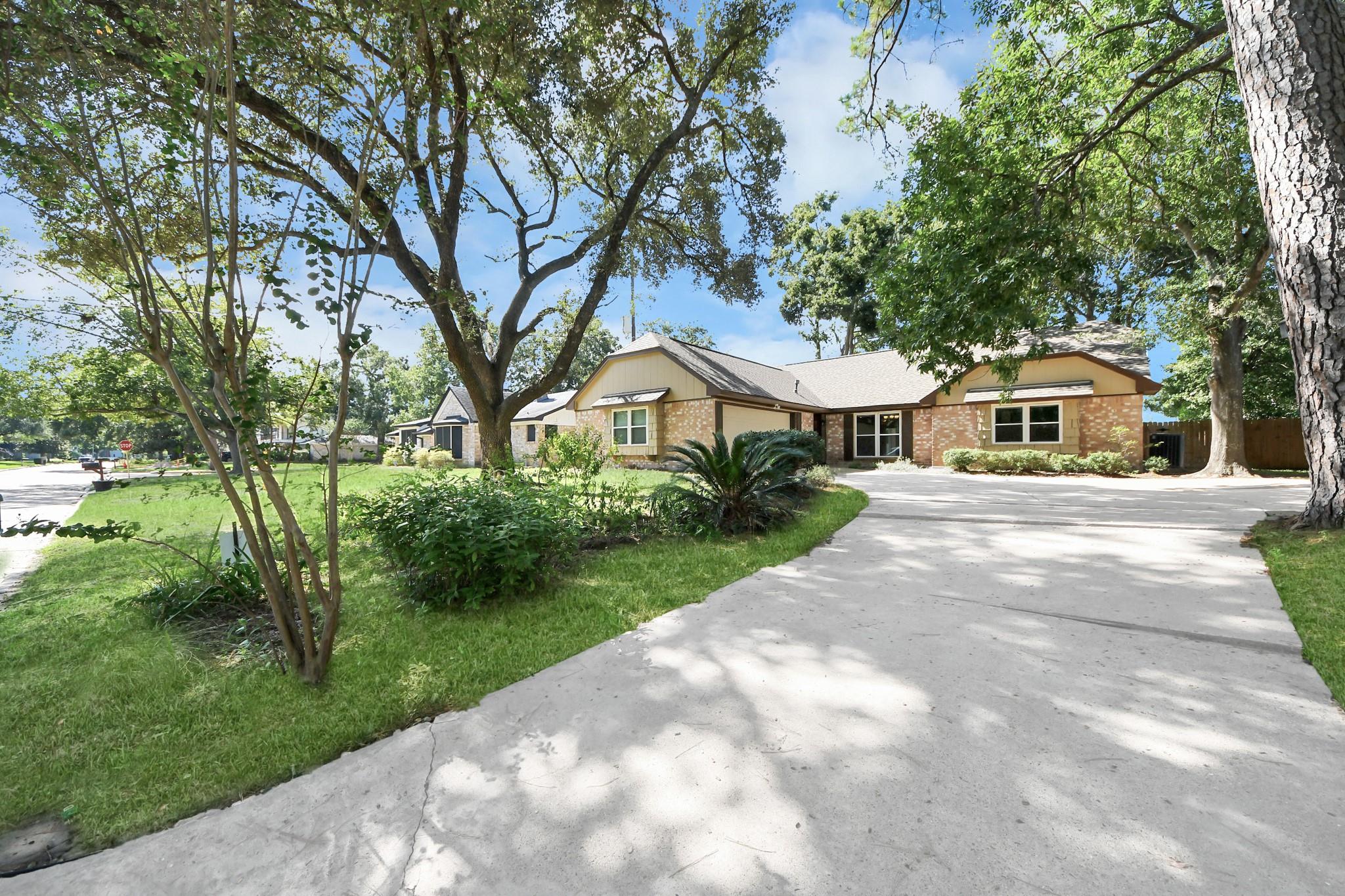 12907 Rolling Valley Drive