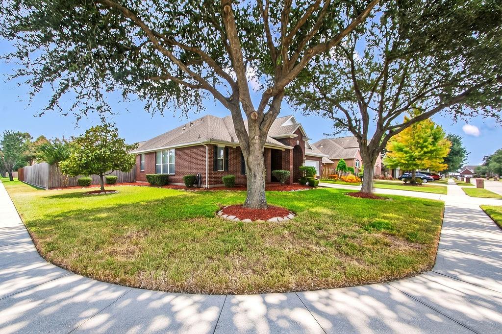 1802 S Everglades Drive