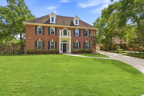 Photo of 7 Deer Lake Court, The Woodlands, TX 77381 (MLS # 46400973)