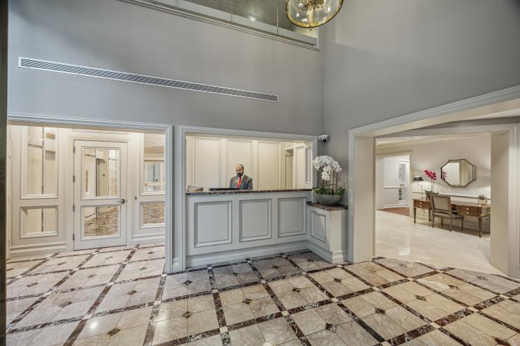 5555 Del Monte Drive 605