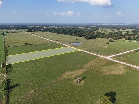 Photo of 2 Limestone County Road 463, Mexia, TX 76667 (MLS # 63774081) Photo of 2 Limestone County Road 463, Mexia, TX 76667 (MLS # 63774081)