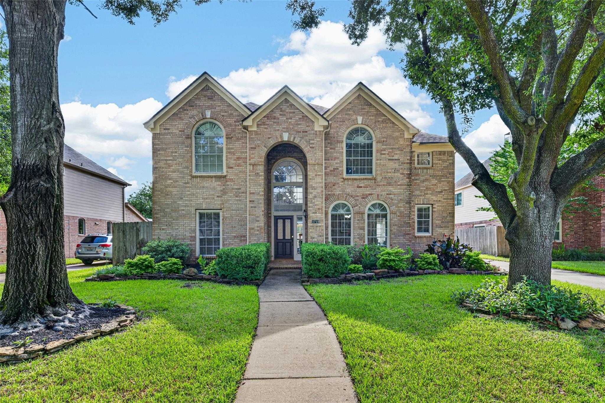 1719 Cantigny Lane
