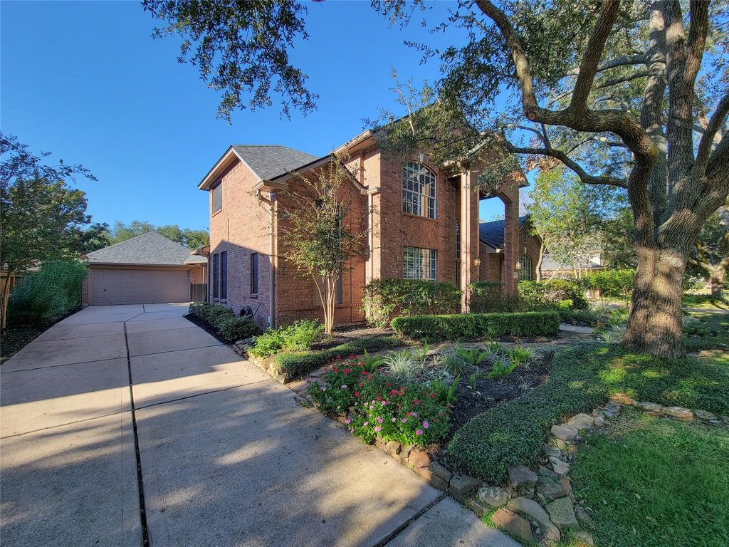 Photo of 5507 Evening Shore Drive, Houston, TX 77041 (MLS # 24395450)