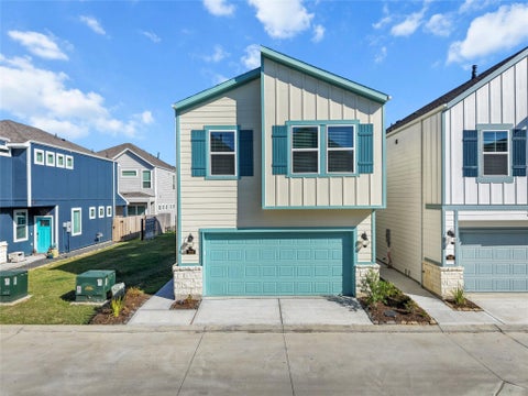 Photo of 700 Sand Dollar Drive, Kemah, TX 77565 (MLS # 52259964)