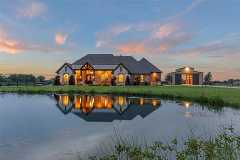 2667 Maler Road Sealy TX 77474