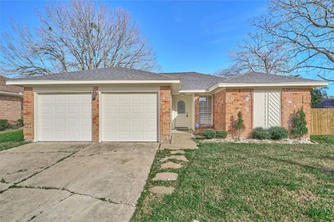 Photo of 6527 Zapata Drive, Houston, TX 77083 (MLS # 73659187)