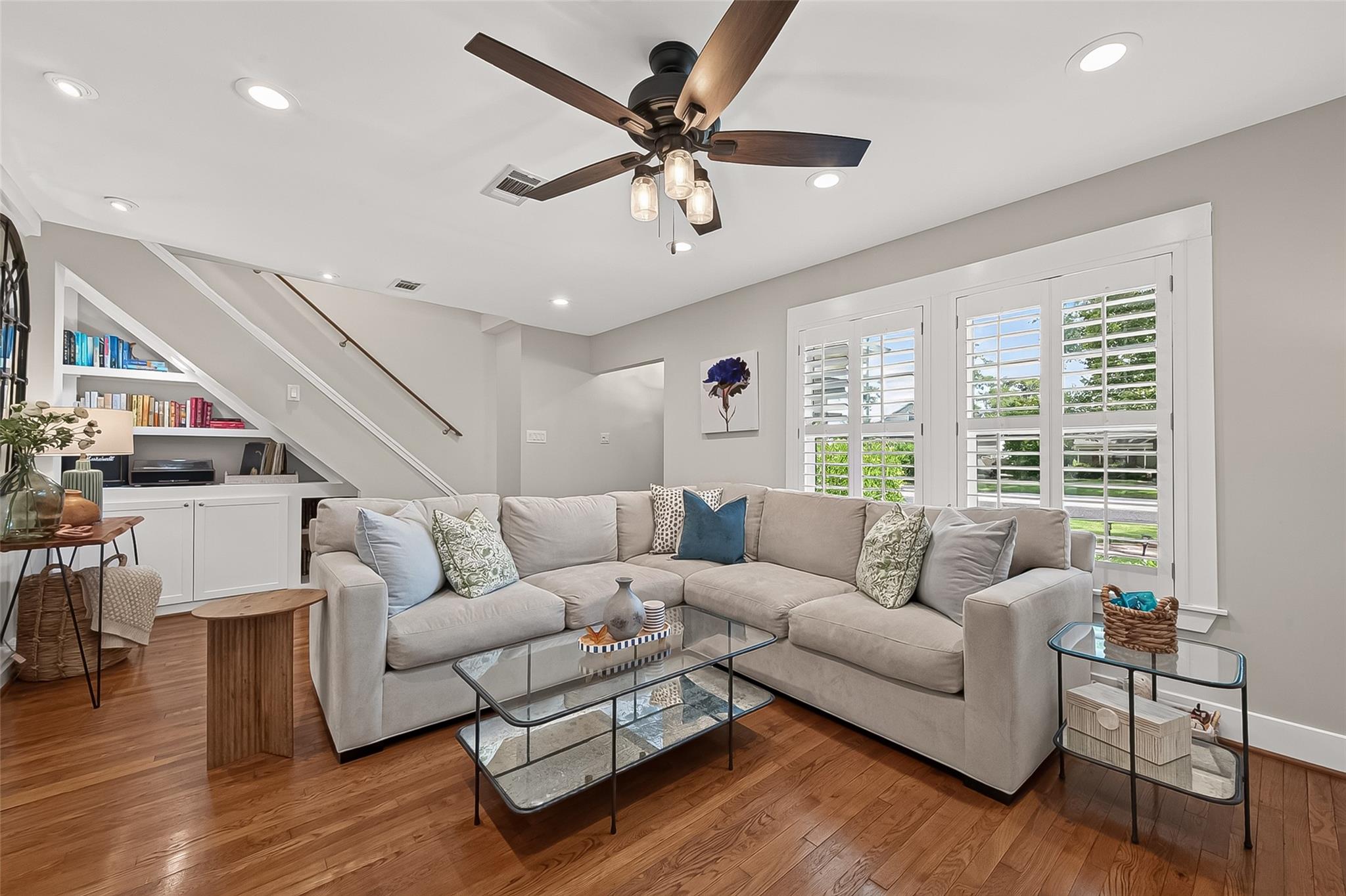 1530 Sue Barnett Drive