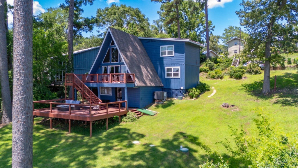 Photo of 169 N County Road 4945, Etoile, TX 75944 (MLS # 10692653)