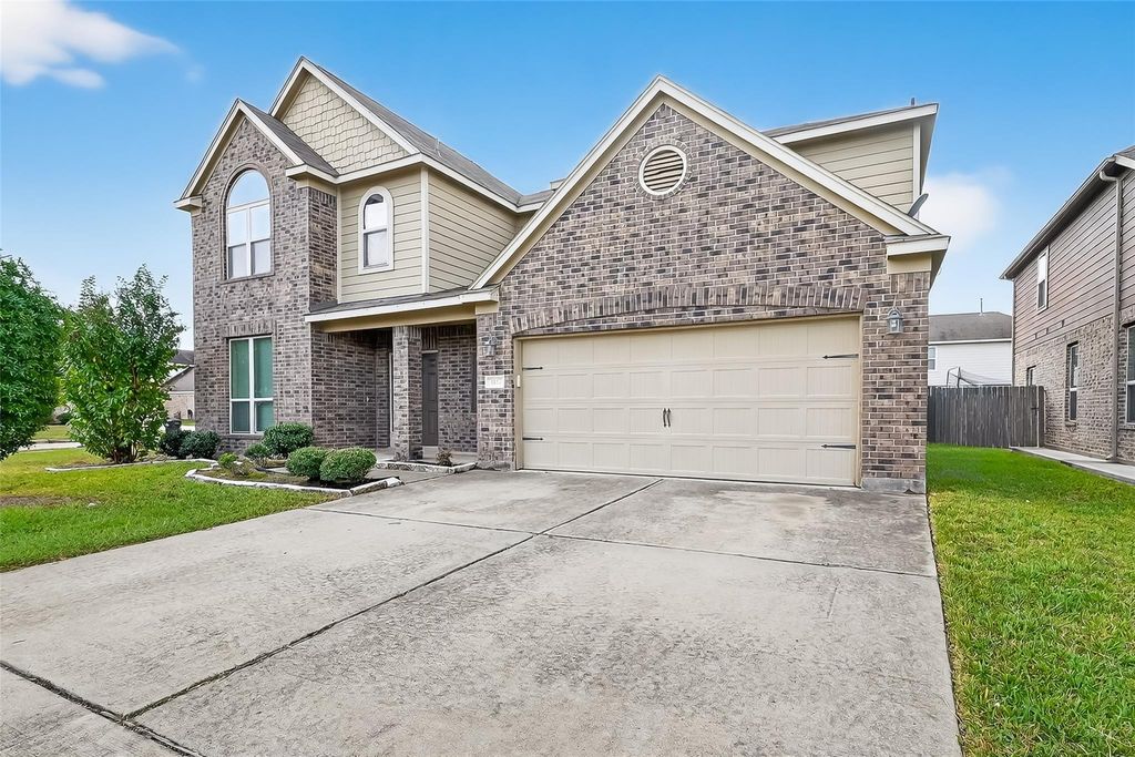 Photo of 3107 Tall Sycamore Trail, Katy, TX 77493 (MLS # 18141714)