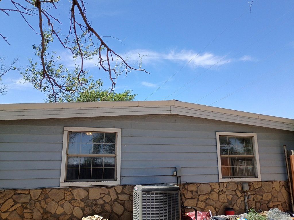 Photo of 6726 E County Rd 6200, Lubbock, TX 79403 (MLS # 44598875)
