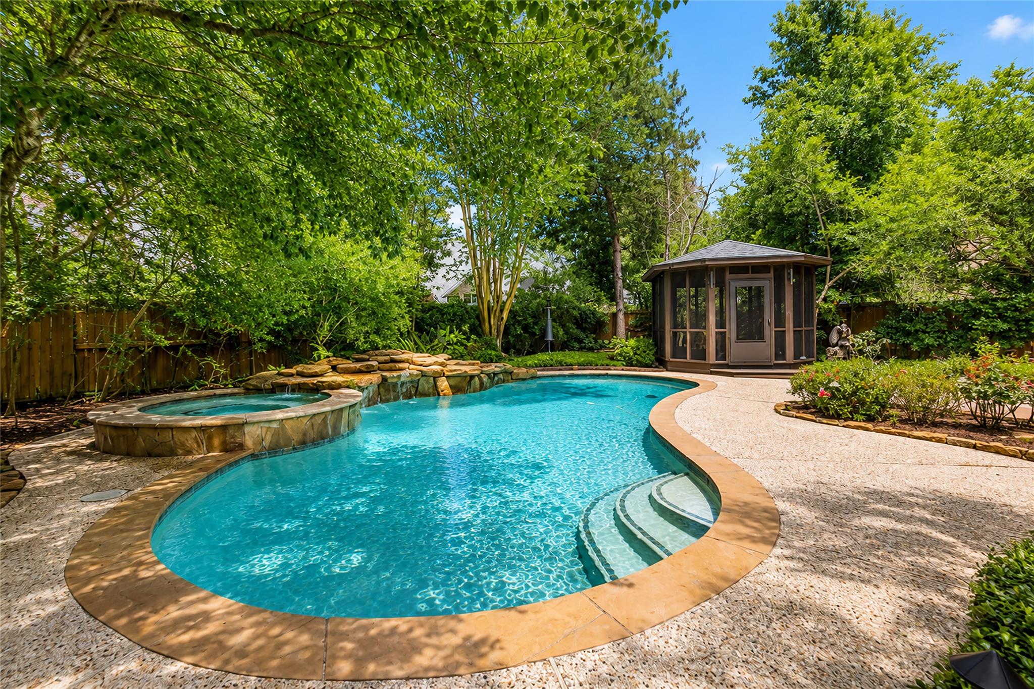 10 Latticeleaf Place