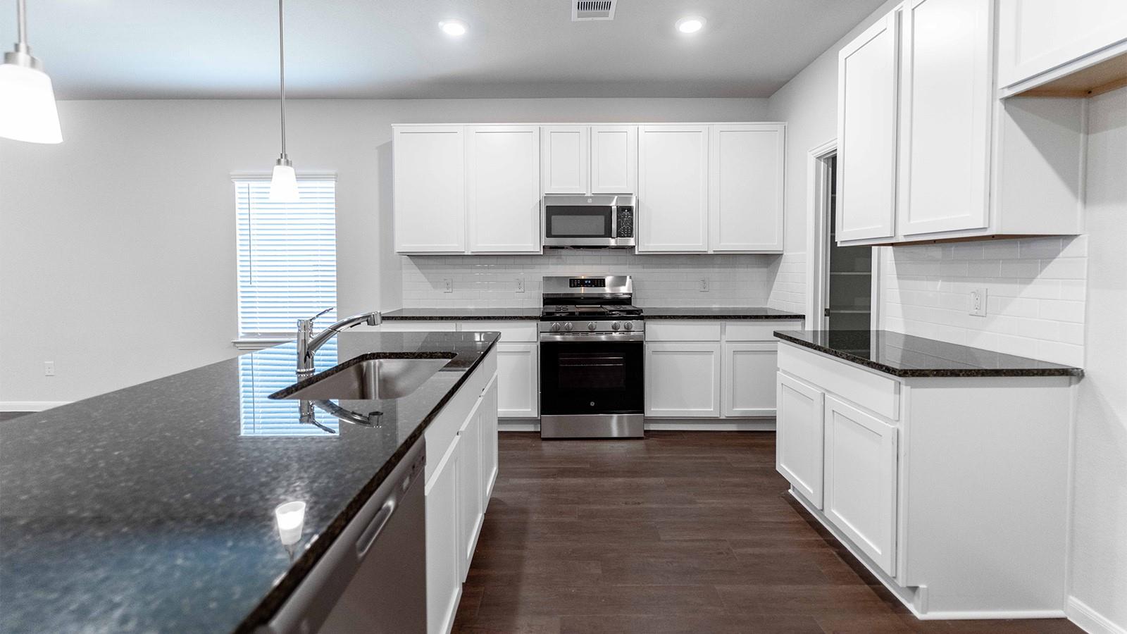 1539 Windrose Bend
