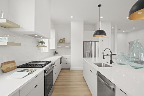 Tiny photo for 331 N Nagle Street, Houston, TX 77003 (MLS # 79386793)