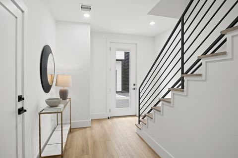 Tiny photo for 331 N Nagle Street, Houston, TX 77003 (MLS # 79386793)