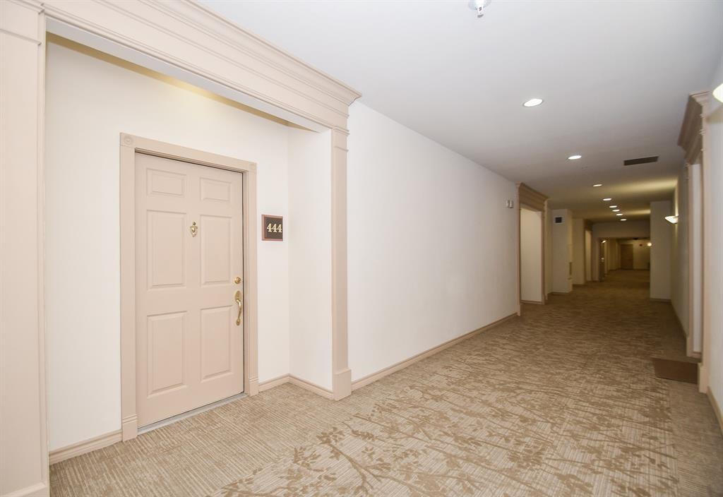 2400 Mccue Road 444