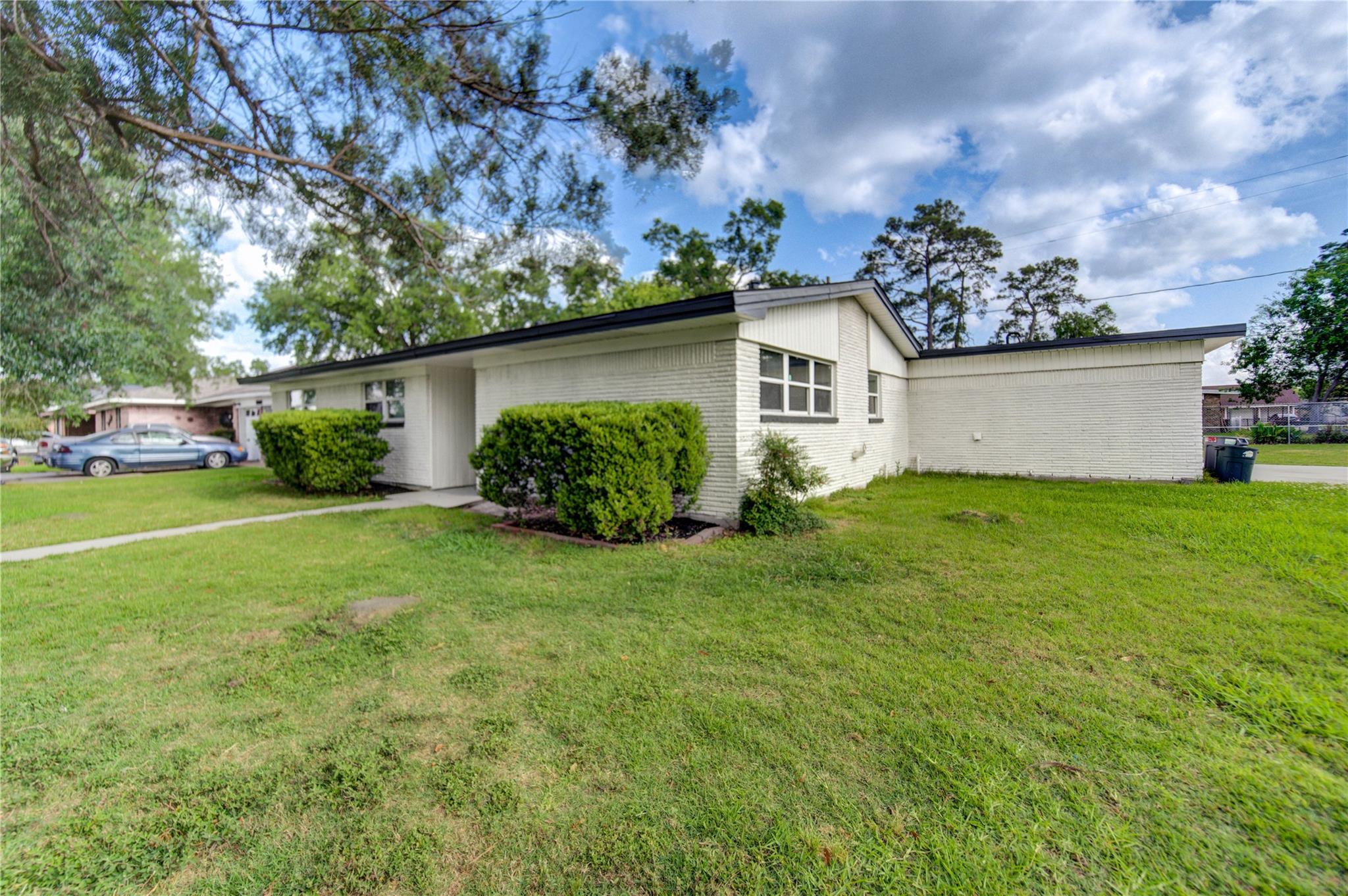 13302 Bretagne Drive